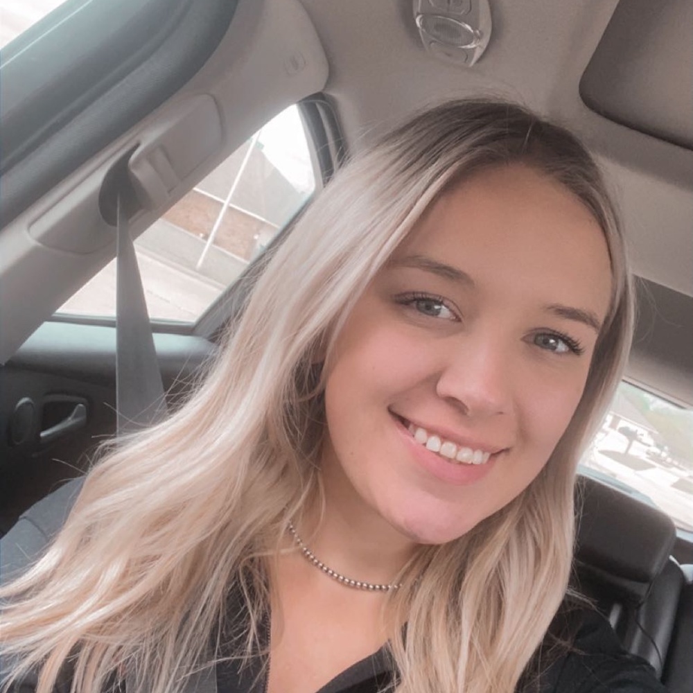 Meet your Posher, Anna